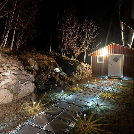 Вилла Skogsstuga I Bassholma Мунка-Льюнгбю Экстерьер фото
